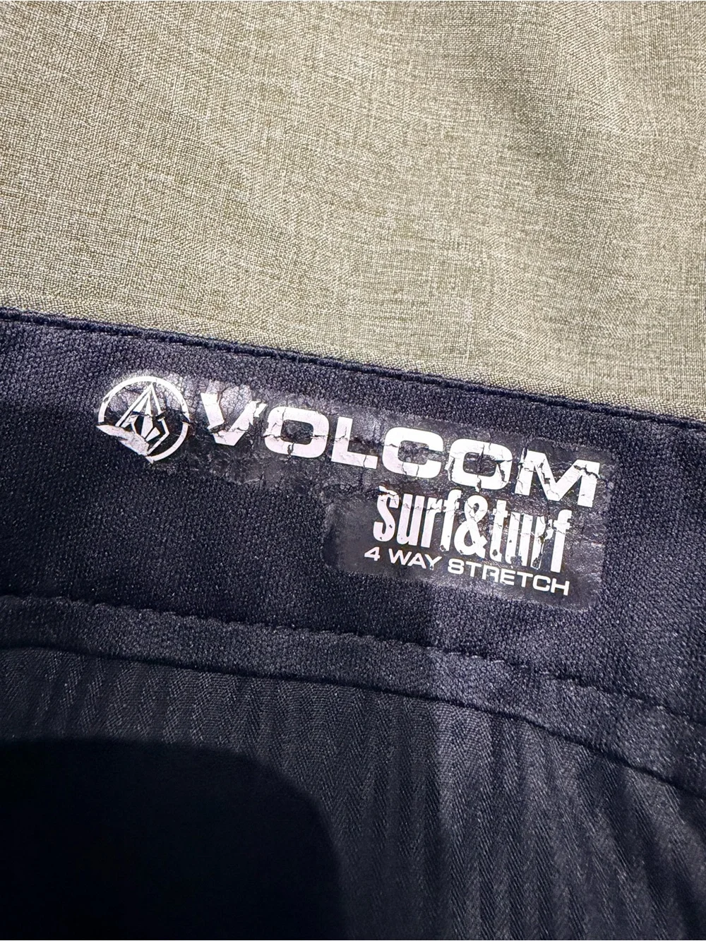 Volcom Men's Olive Green Classic Stretch Shorts Size 27